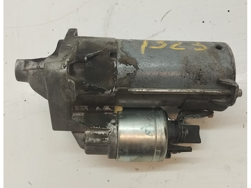 Recambio de motor arranque para renault clio iv 1.5 dci diesel fap referencia OEM IAM 233003329R  
