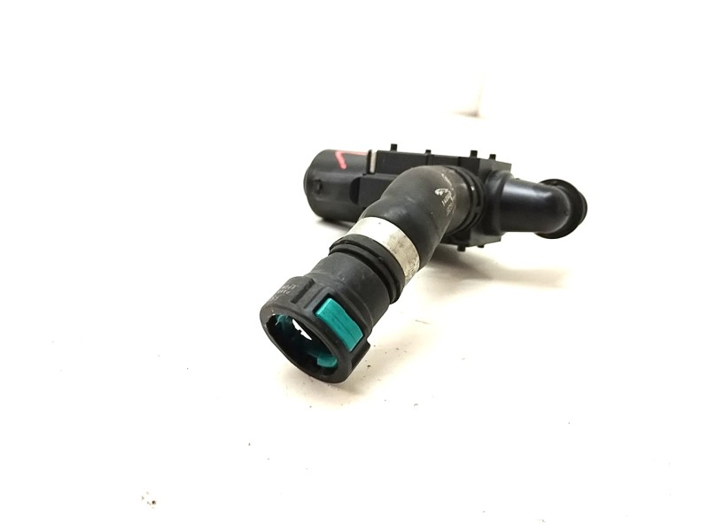 Recambio de bomba agua para jaguar i-pace se referencia OEM IAM J9D318495AA  