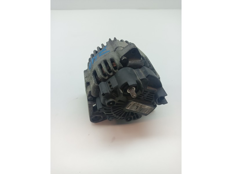 Recambio de alternador para renault megane ii berlina 5p 1.9 dci diesel referencia OEM IAM 8200410671  