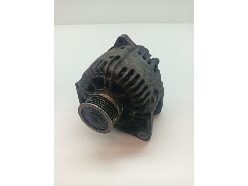 Recambio de alternador para renault scenic ii 1.5 dci diesel referencia OEM IAM 8200100907  