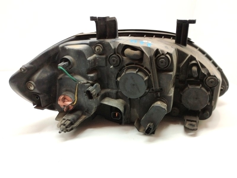 Recambio de faro izquierdo para ssangyong rodius 2.7 turbodiesel cat referencia OEM IAM   