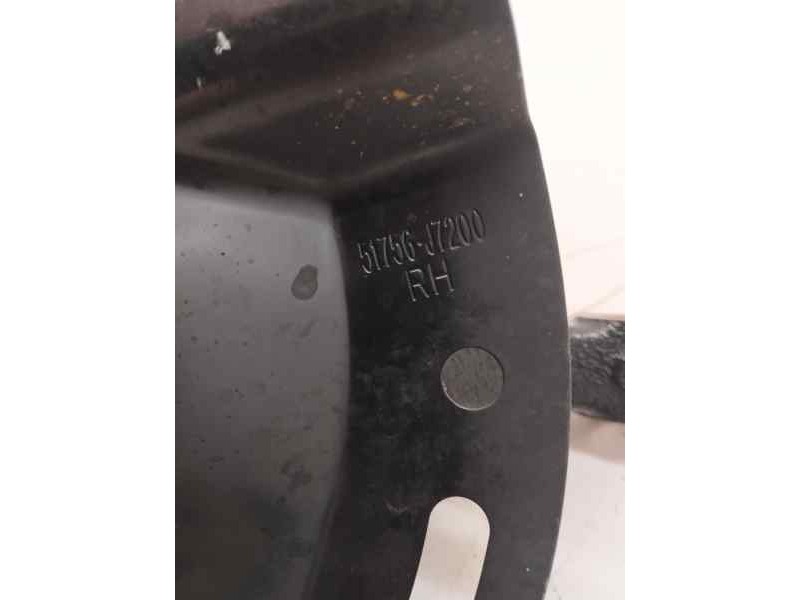 Recambio de mangueta delantera derecha para kia xceed hybrid referencia OEM IAM 51756J7200  