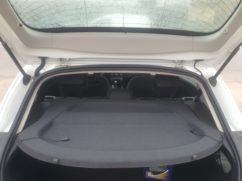 Recambio de bandeja trasera para renault megane iii berlina 5 p 1.2 16v referencia OEM IAM   