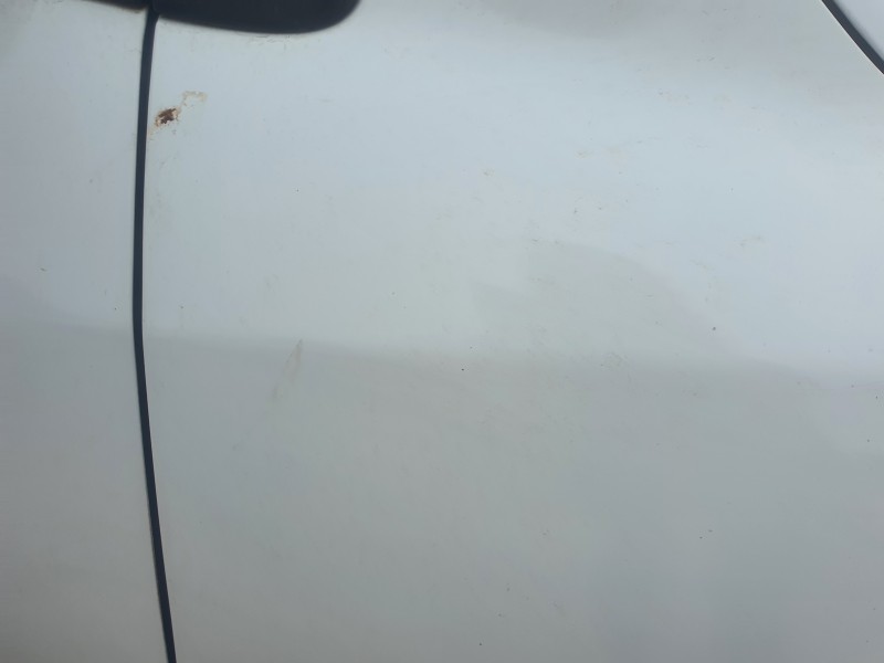 Recambio de aleta delantera derecha para renault megane iii berlina 5 p 1.2 16v referencia OEM IAM   