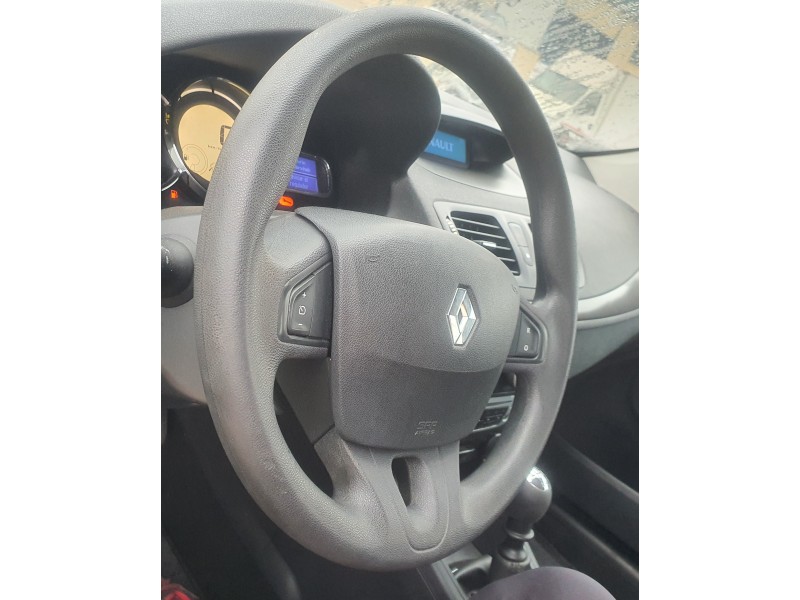 Recambio de volante sin airbag para renault megane iii berlina 5 p 1.2 16v referencia OEM IAM   