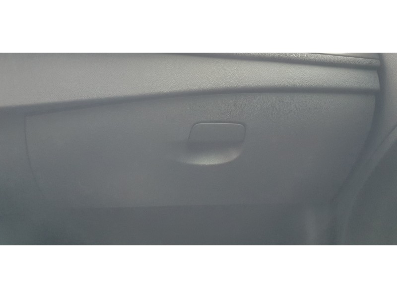 Recambio de guantera para renault megane iii berlina 5 p 1.2 16v referencia OEM IAM   