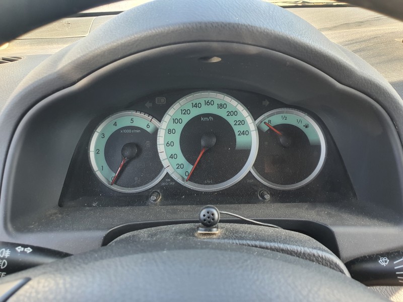 Recambio de cuadro instrumentos para toyota corolla verso (r1) 2.2 turbodiesel cat referencia OEM IAM   
							