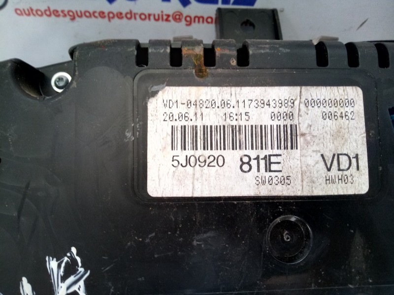 Recambio de cuadro instrumentos para skoda fabia (5j2 ) 1.2 referencia OEM IAM 5J0920811E  