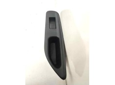 Recambio de mando elevalunas trasero derecho para toyota yaris iv 1.5 hybrid 116 cv referencia OEM IAM 74271K0090  