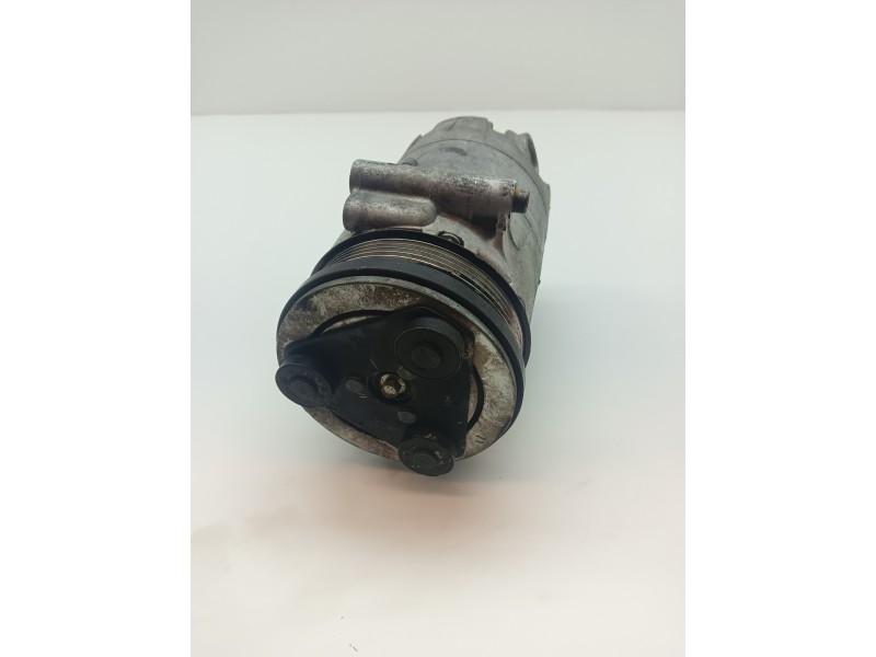 Recambio de compresor aire acondicionado para ford focus berlina (cap) 1.8 tdci turbodiesel cat referencia OEM IAM SINREFVISIBLE