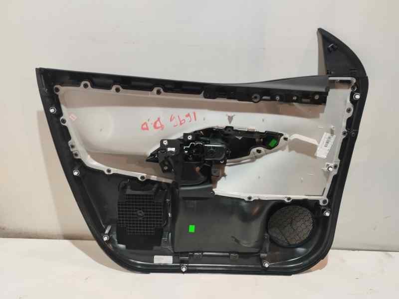 Recambio de guarnecido puerta delantera derecha para toyota yaris iv 1.5 hybrid 116 cv referencia OEM IAM   