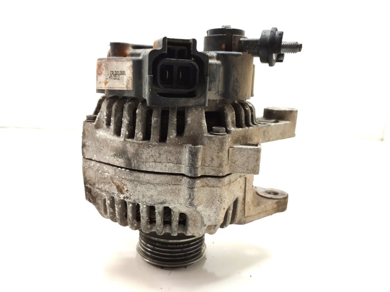 Recambio de alternador para kia picanto 1.1 crdi active referencia OEM IAM 373002A010  