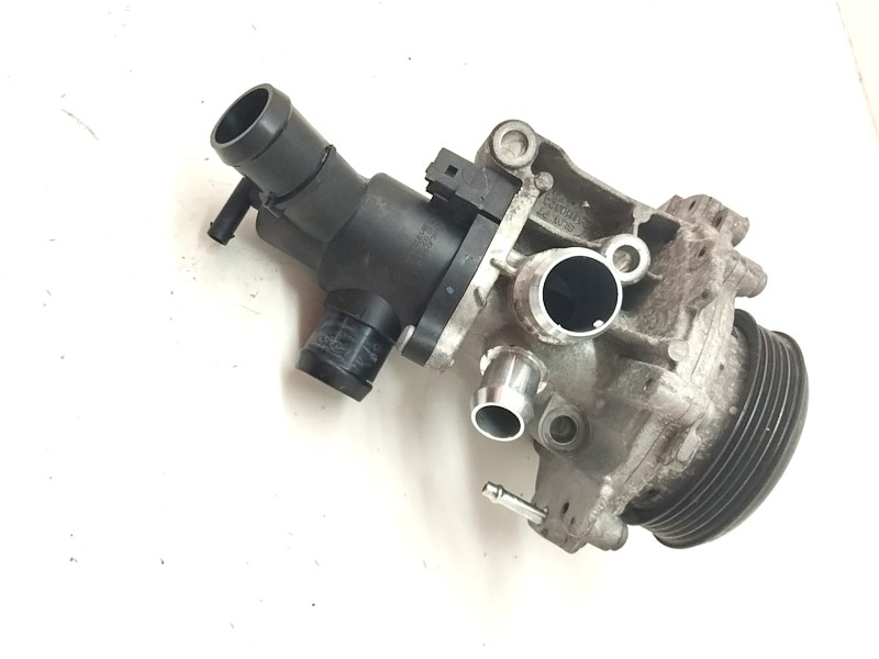 Recambio de bomba agua para mercedes-benz clase cla (w117) cla 220 cdi (117.303) referencia OEM IAM A6512000501  