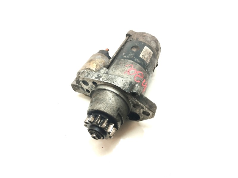 Recambio de motor arranque para nissan almera tino (v10m) 2.2 dci diesel cat referencia OEM IAM 23300AU600  
							