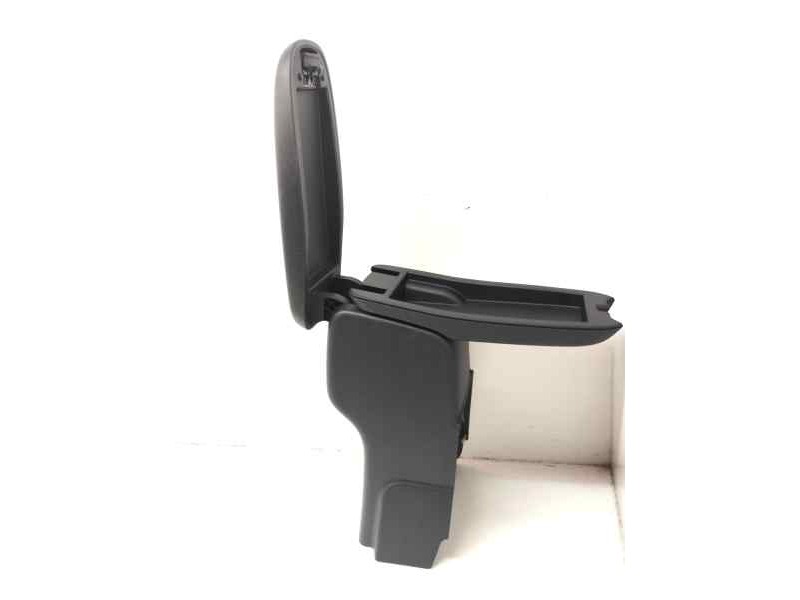 Recambio de apoyabrazos central para toyota yaris iv 1.5 hybrid 116 cv referencia OEM IAM   