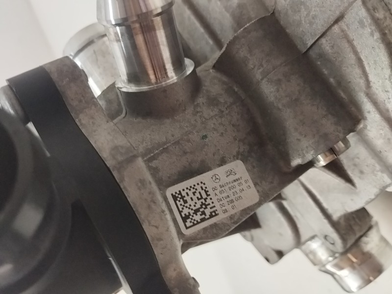 Recambio de bomba agua para mercedes-benz clase cla (w117) cla 220 cdi (117.303) referencia OEM IAM A6512000501  