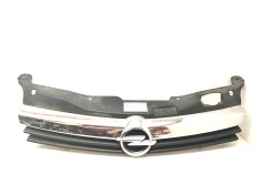 Recambio de calandra delantera de radiador para opel astra h berlina 1.7 16v cdti referencia OEM IAM   