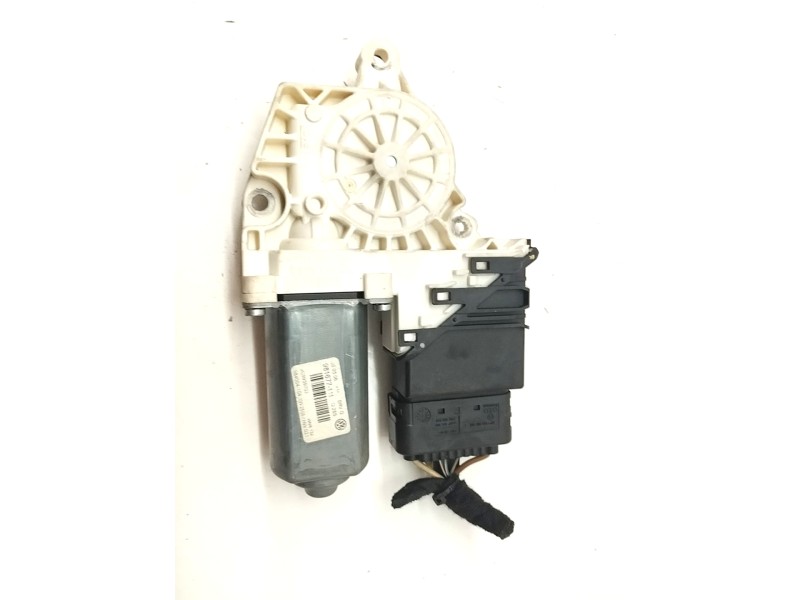 Recambio de motor elevalunas trasero izquierdo para volkswagen passat variant (3c5) 2.0 tdi referencia OEM IAM 3C9959703  