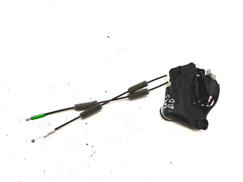 Recambio de cerradura puerta delantera derecha para toyota yaris iv 1.5 hybrid 116 cv referencia OEM IAM M7311530  