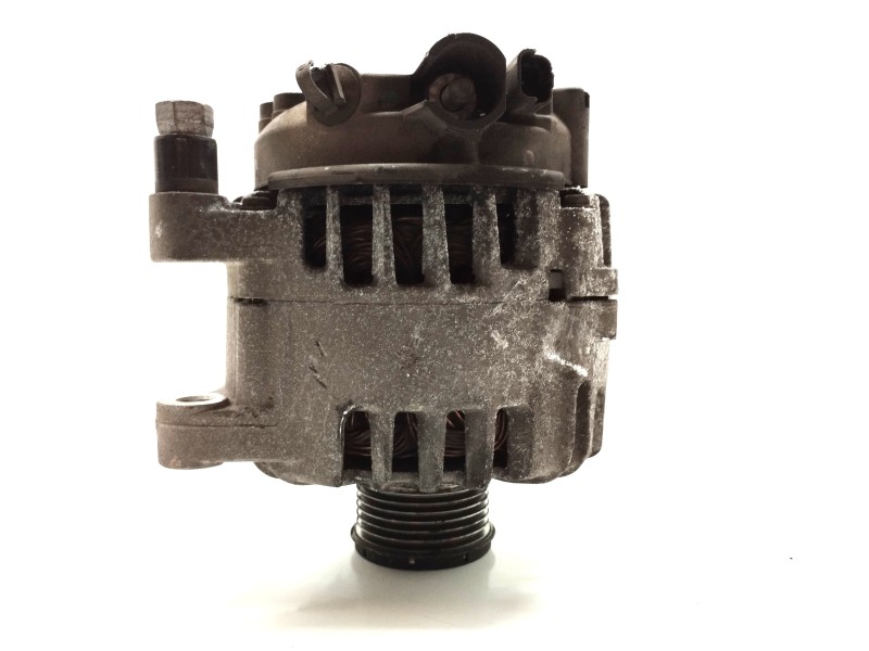 Recambio de alternador para peugeot 208 access referencia OEM IAM 9678048880  