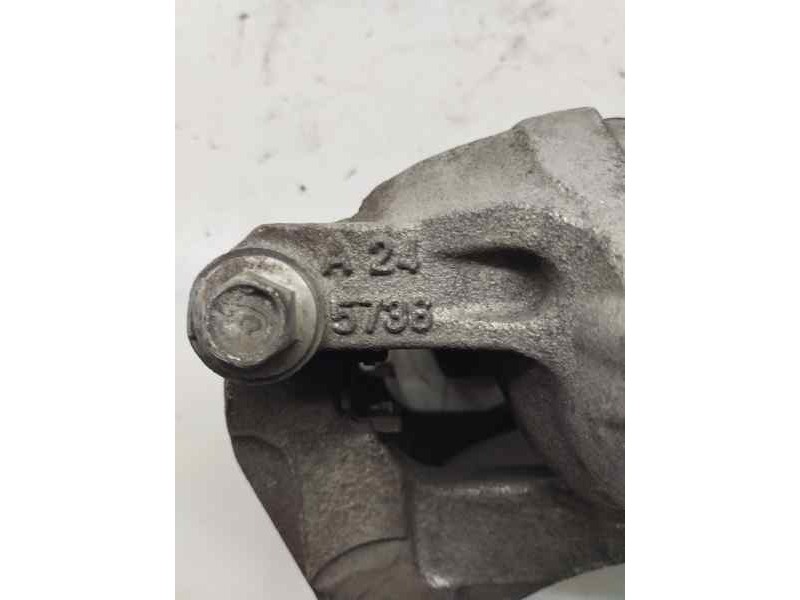 Recambio de pinza freno delantera derecha para mitsubishi asx (ga0w) 1.6 cat referencia OEM IAM A245736  