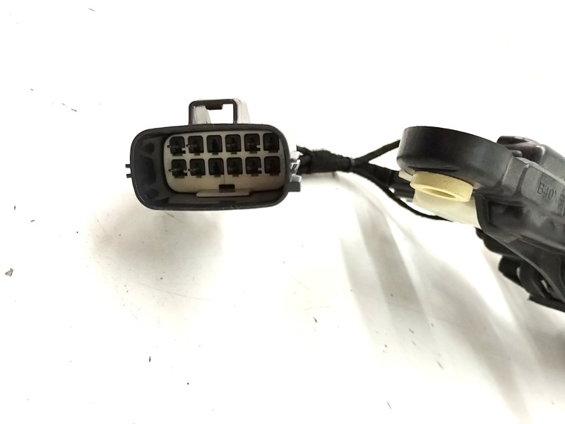 Recambio de maneta exterior delantera izquierda para jaguar i-pace se referencia OEM IAM J9D322401AC  