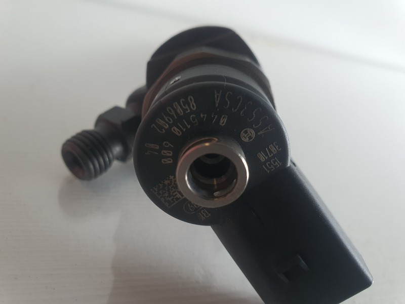 Recambio de inyector para mini countryman (r60) one d referencia OEM IAM 850690204  