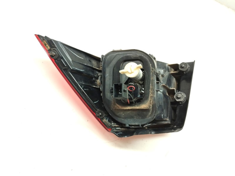 Recambio de piloto trasero izquierdo para volkswagen golf vii lim. 2.0 tdi referencia OEM IAM 5G0945095P  