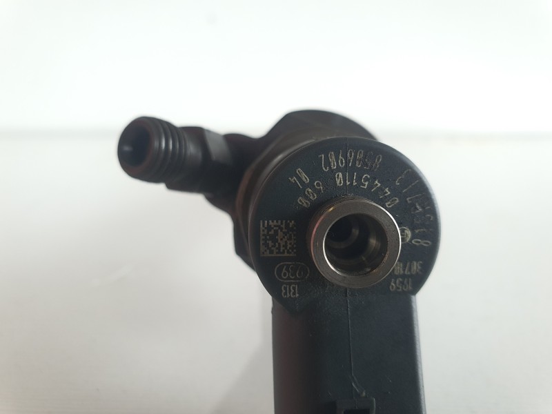 Recambio de inyector para mini countryman (r60) one d referencia OEM IAM 850690204  