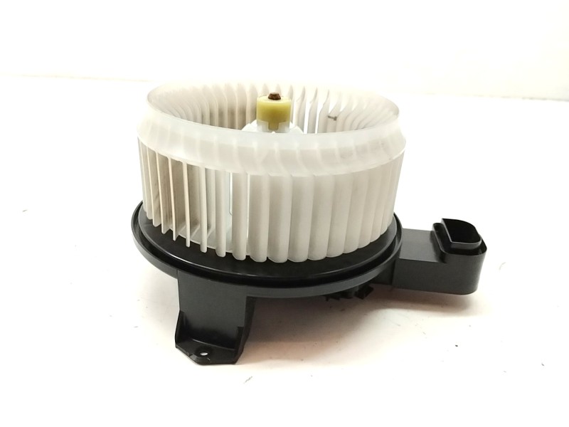 Recambio de ventilador calefaccion para jaguar i-pace se referencia OEM IAM MF1163605570  