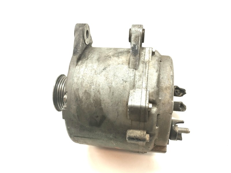Recambio de alternador para volkswagen touareg (7l6) v6 tdi referencia OEM IAM 059903015P  