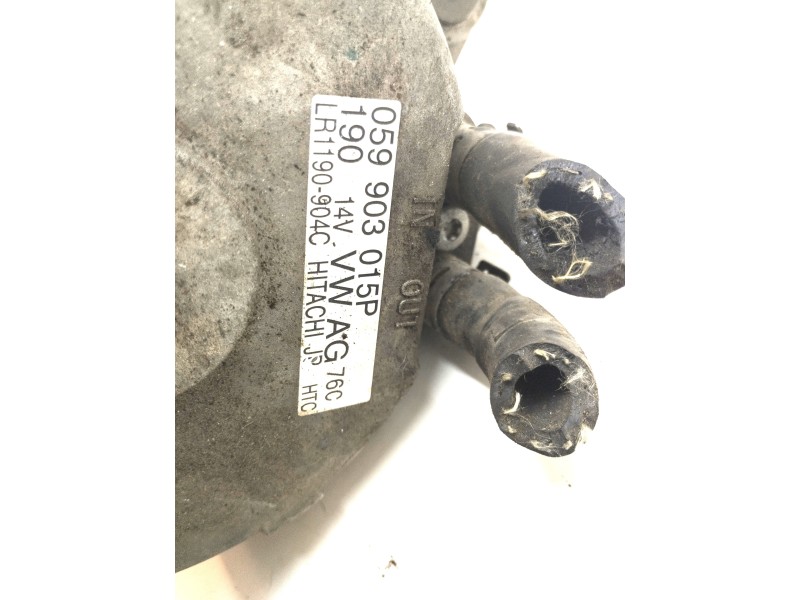 Recambio de alternador para volkswagen touareg (7l6) v6 tdi referencia OEM IAM 059903015P  