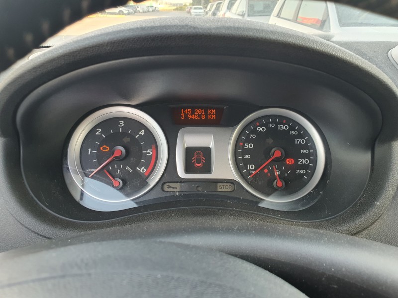 Recambio de cuadro instrumentos para renault clio iii 1.5 dci diesel referencia OEM IAM 8200582705G  