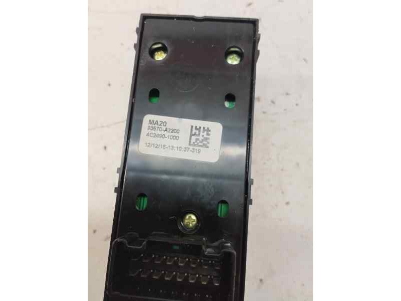 Recambio de mando elevalunas delantero izquierdo para kia cee´d 1.6 crdi 136 cv referencia OEM IAM 4C24901000  
							