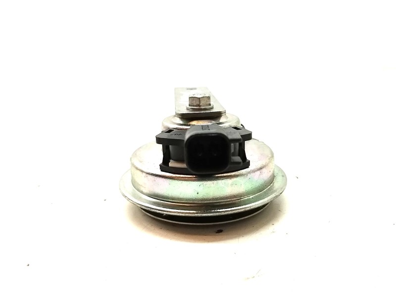 Recambio de claxon para jaguar i-pace se referencia OEM IAM BJ3213832  