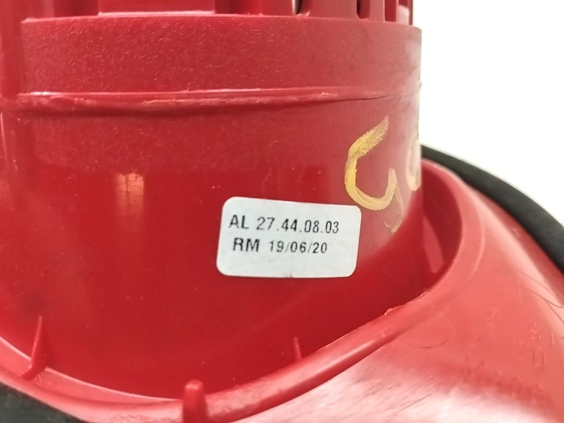 Recambio de piloto trasero derecho interior para volkswagen passat variant (3c5) 2.0 tdi referencia OEM IAM 27440803  
							