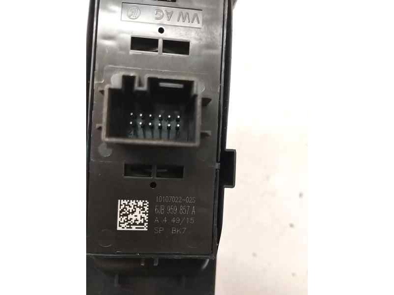 Recambio de mando elevalunas delantero izquierdo para seat toledo (kg3) 1.6 tdi 116 cv referencia OEM IAM 6JB959857A  
							