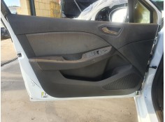 Recambio de guarnecido puerta delantera izquierda para renault clio v 1.0 sce referencia OEM IAM   