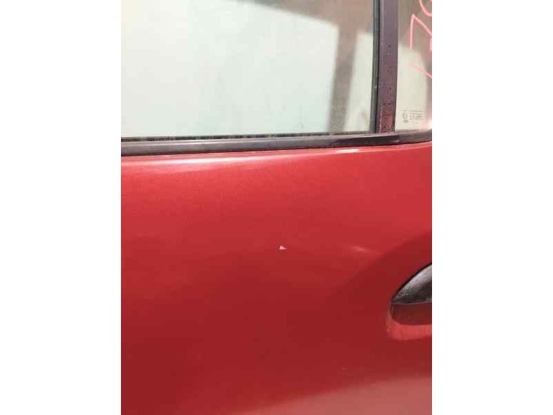 Recambio de puerta trasera izquierda para dacia sandero 1.5 dci 90 cv referencia OEM IAM   