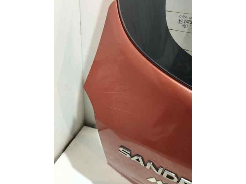 Recambio de porton trasero para dacia sandero 1.5 dci 90 cv referencia OEM IAM   