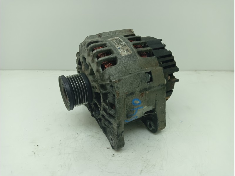 Recambio de alternador para volvo s40 berlina 1.9 diesel cat referencia OEM IAM SG12B096  