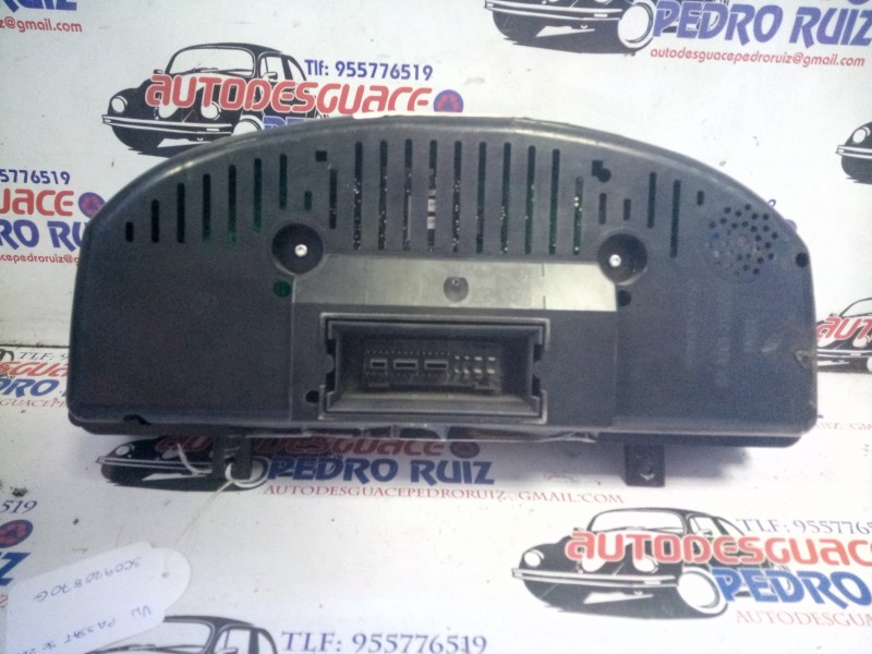 Recambio de cuadro instrumentos para volkswagen passat berlina (3c2) 2.0 tdi referencia OEM IAM 3C0920870G  