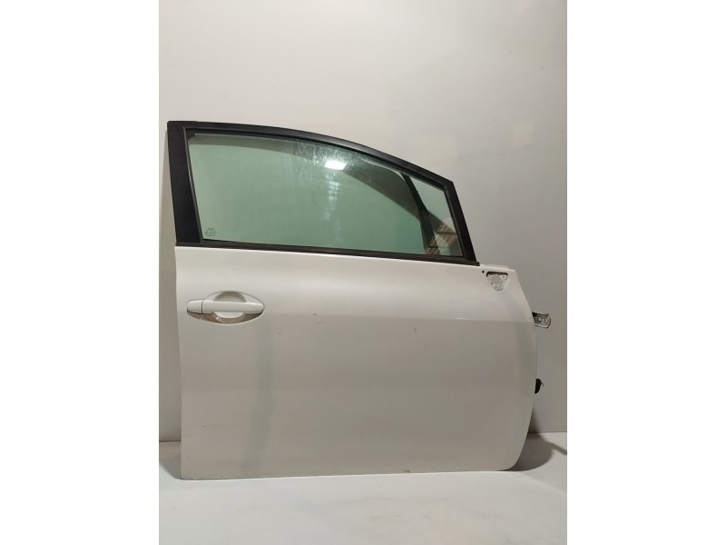 Recambio de puerta delantera derecha para toyota auris 1.8 16v cat (híbrido) referencia OEM IAM   