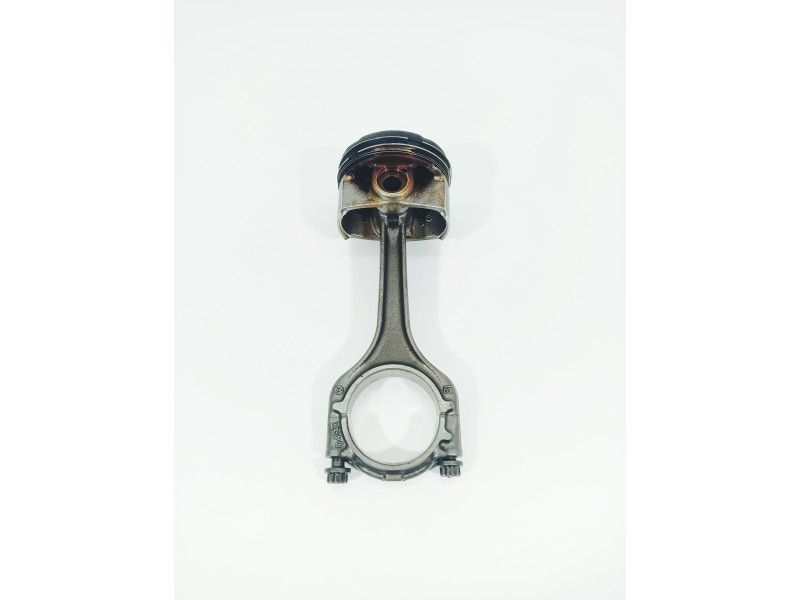 Recambio de piston para seat leon (5f1) fr plus referencia OEM IAM SINREFVISIBLE  
							