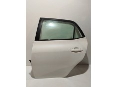 Recambio de puerta trasera izquierda para toyota auris 1.8 16v cat (híbrido) referencia OEM IAM   