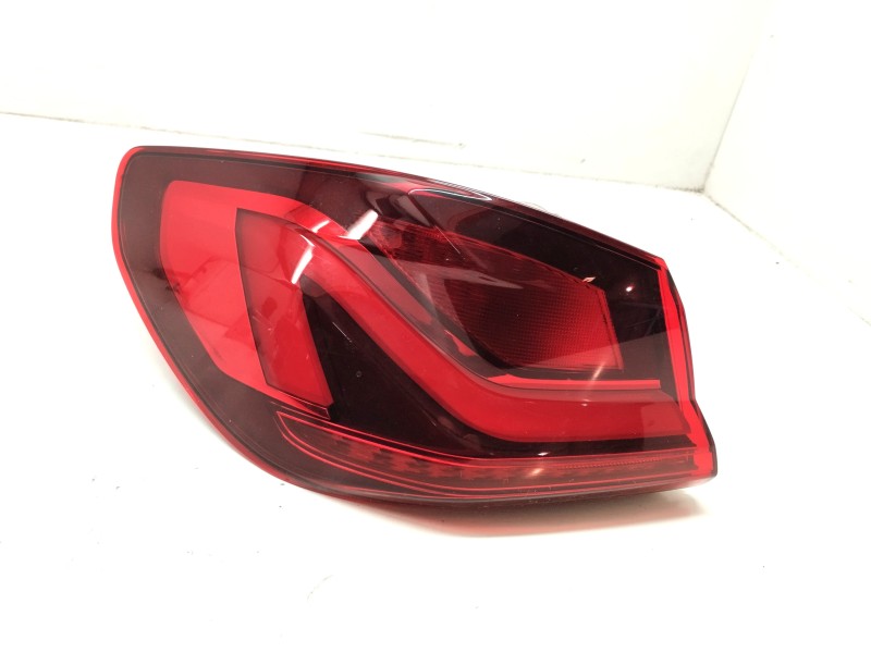 Recambio de piloto trasero izquierdo para bmw serie 1 lim. (f40) 1.5 12v turbodiesel referencia OEM IAM 7450643  