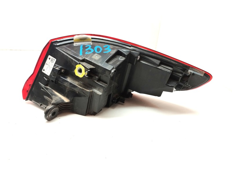 Recambio de piloto trasero izquierdo para bmw serie 1 lim. (f40) 1.5 12v turbodiesel referencia OEM IAM 7450643  
							