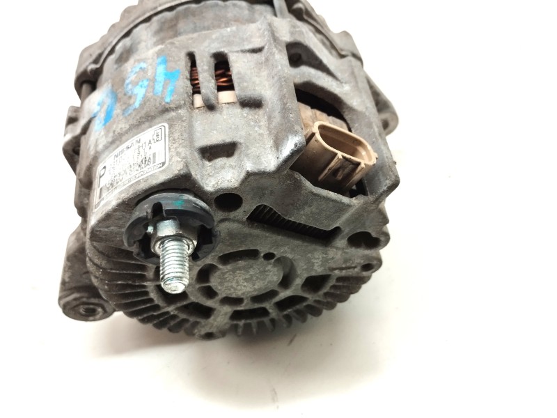 Recambio de alternador para nissan micra (k13) tekna referencia OEM IAM 231001HH1A  