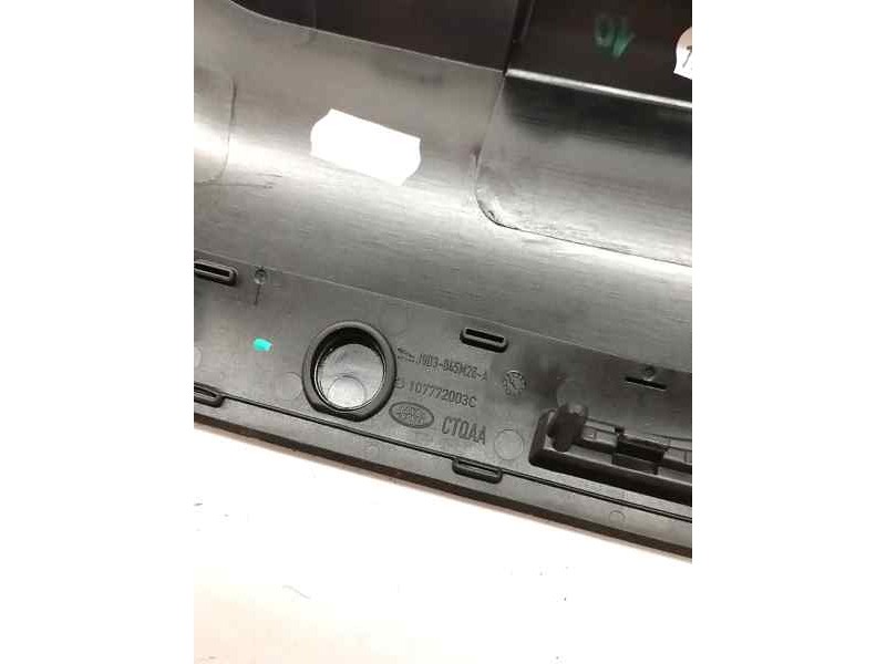 Recambio de no identificado para jaguar i-pace se referencia OEM IAM J9D3045M26A  