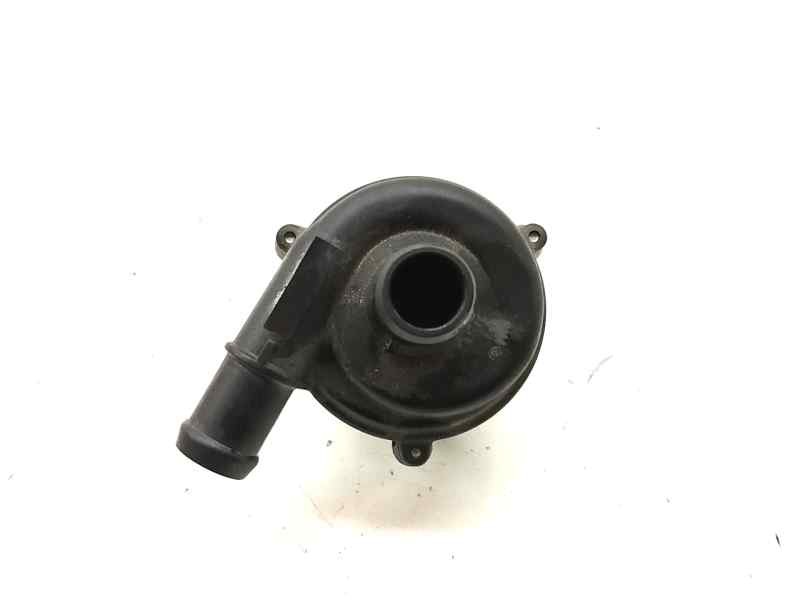 Recambio de bomba agua para jaguar i-pace se referencia OEM IAM J9D318D475AA  
